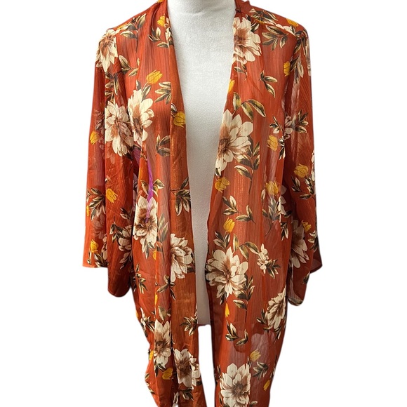 Maurices metallic floral open front kimono Large/XLarge - Picture 3 of 7